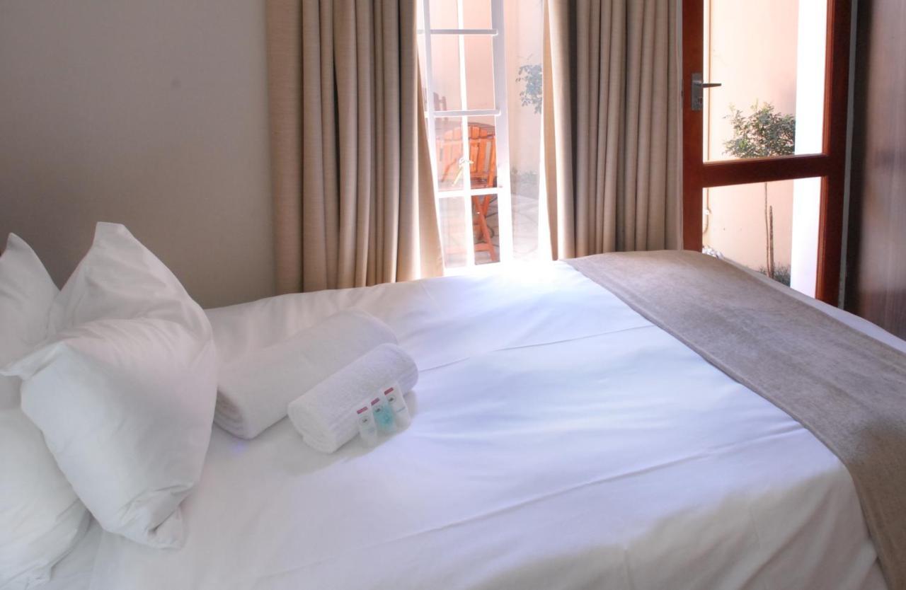 The Lofts Hotel โพเลอกวาเน ภายนอก รูปภาพ